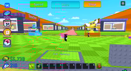 Grab the Lucky Blocks and Run from Guards - Screenshot 2